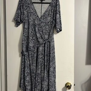 Ellos Lightweight Dress - Size 18 Very Pretty!!